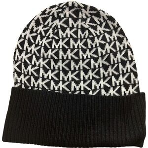 Michael Kors Beanie Hat Black White MK Logo Fall/Winter Hat Adult